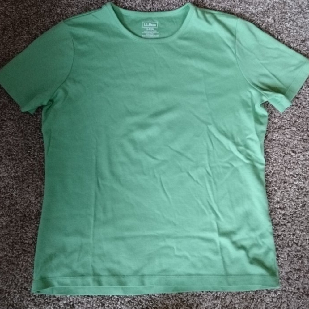 L.L.Bean light green Supima cotton tshirt
